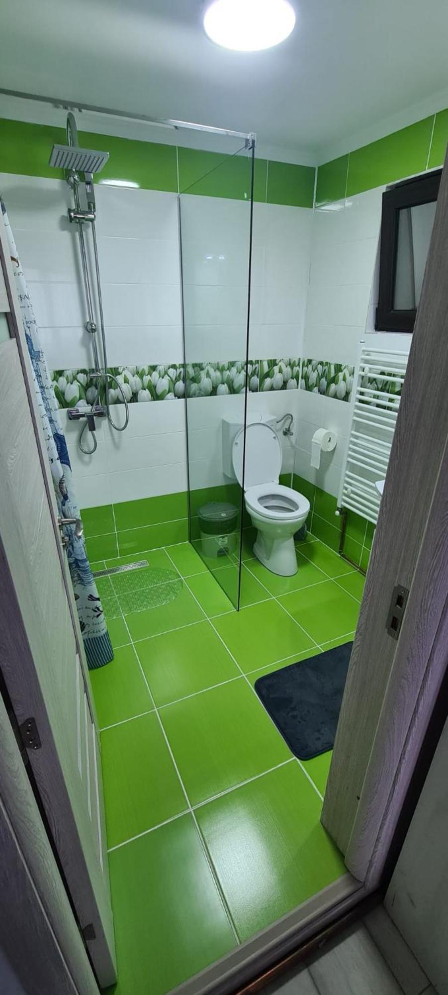Vila Alexandra Si Adan Dubová Exteriér fotografie